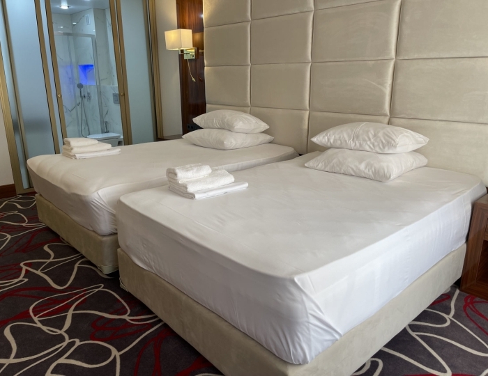 Делюкс 2-местный 1-комнатный делюкс с большим балконом и дизайнерской ванной (4,5 этаж) вид на море - Отель Гранд Отель Сухум / Grand Hotel Sukhum