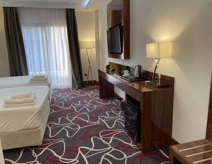 Делюкс 2-местный 1-комнатный делюкс с большим балконом (3,4,5 этаж) вид на море - Отель Гранд Отель Сухум / Grand Hotel Sukhum